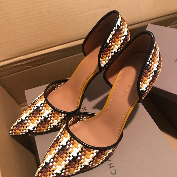 ❌Sold- ❌Charles and Keith- full box - 99% - Picture 2 of 6